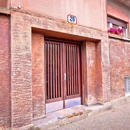 Apartman Number 28 Boutique