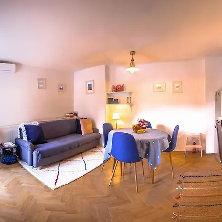 Apartment Number 28 Boutique *